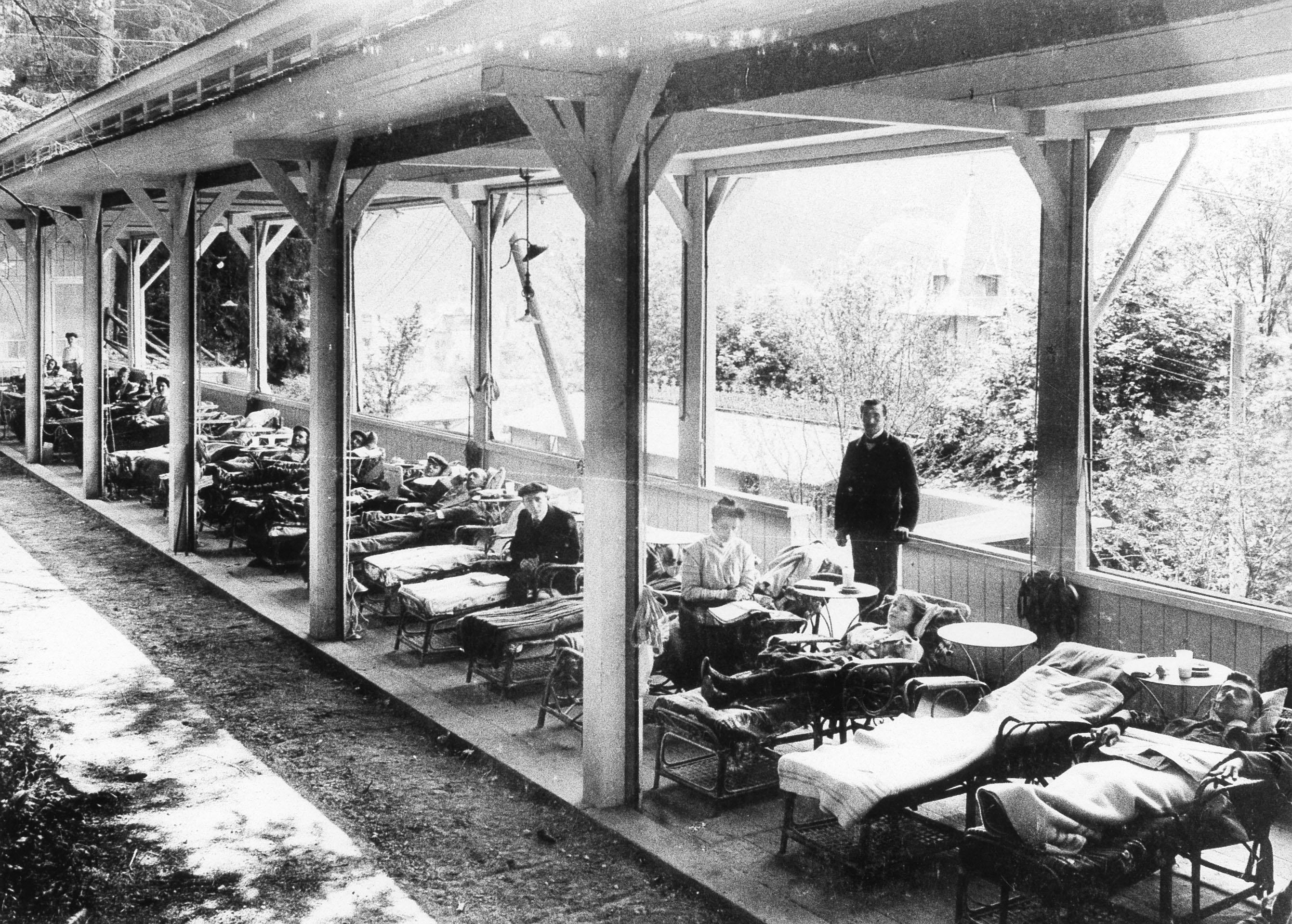 A sanatorium for tuberculosis patients in St. Blasien, Germany (1911).