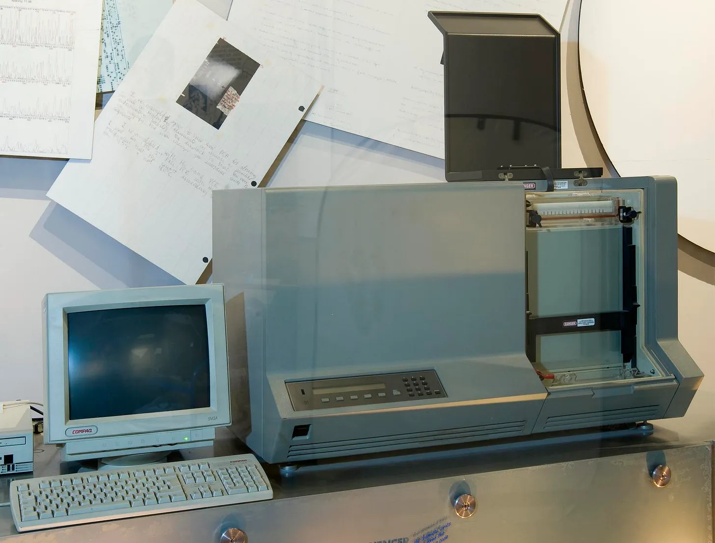 ABI 370A Sanger sequencing prototype