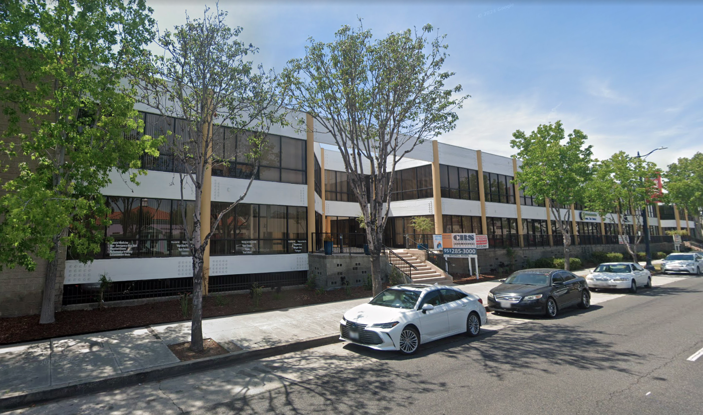 Dokukin's Long Beach clinic.