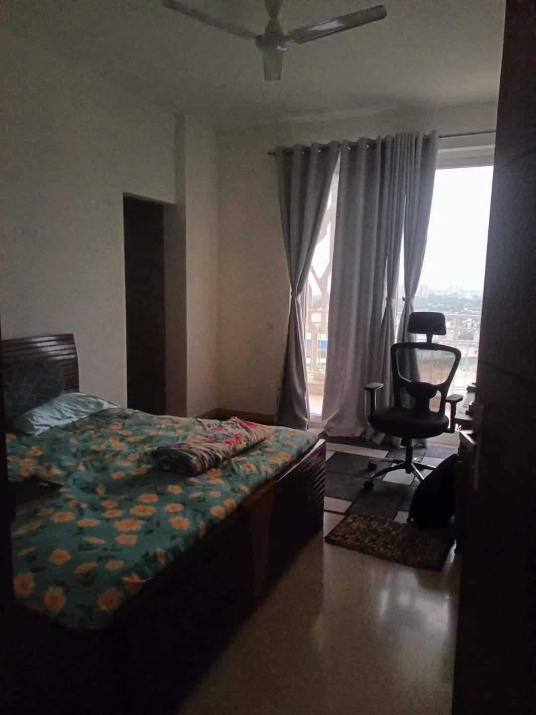 Puri emrald sec 104 society - Properties in Gurugram - 5