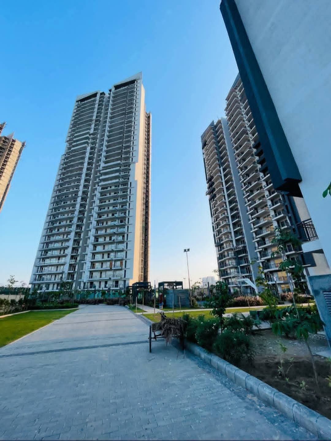 Godrej meridian sec 106 Sale - Properties in Gurugram - 2