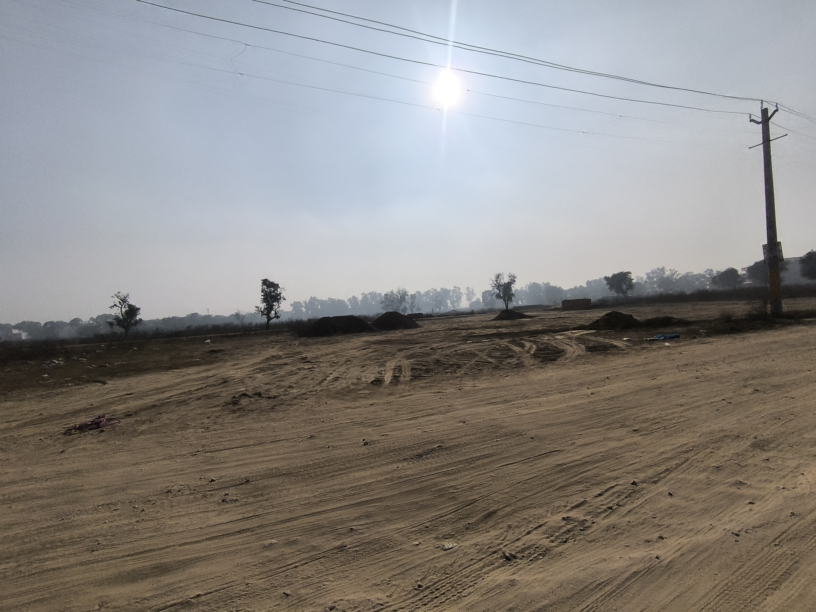 Haily Mandi Mahchana Road 100Sqyrd Plot in for Sale - Properties in Haily Mandi Pataudi - 4