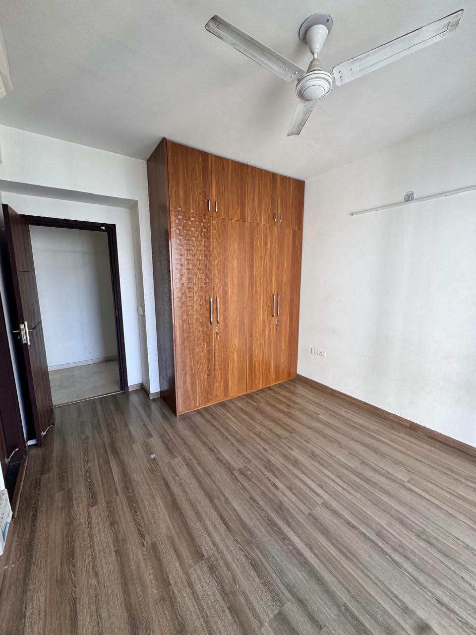Rof aalayas sec 108  rent