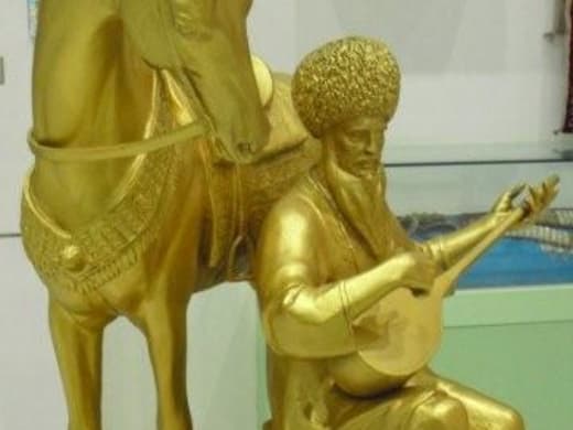 Statue of an Akhal-Teke horse
