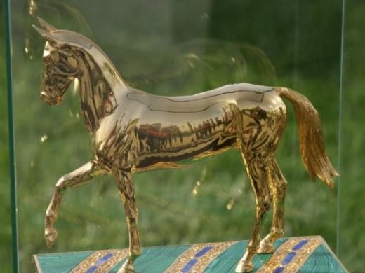 Statue of an Akhal-Teke horse