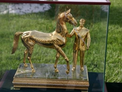 Statue of an Akhal-Teke horse