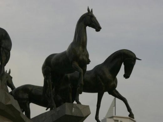 Statue of an Akhal-Teke horse