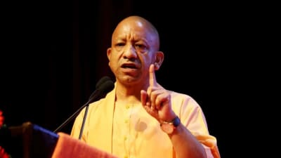 गिरगिट की तरह रंग बदलने वालों से सावधान- सीएम योगी गिरगिट की तरह रंग बदलने वालों से सावधान- सीएम योगी