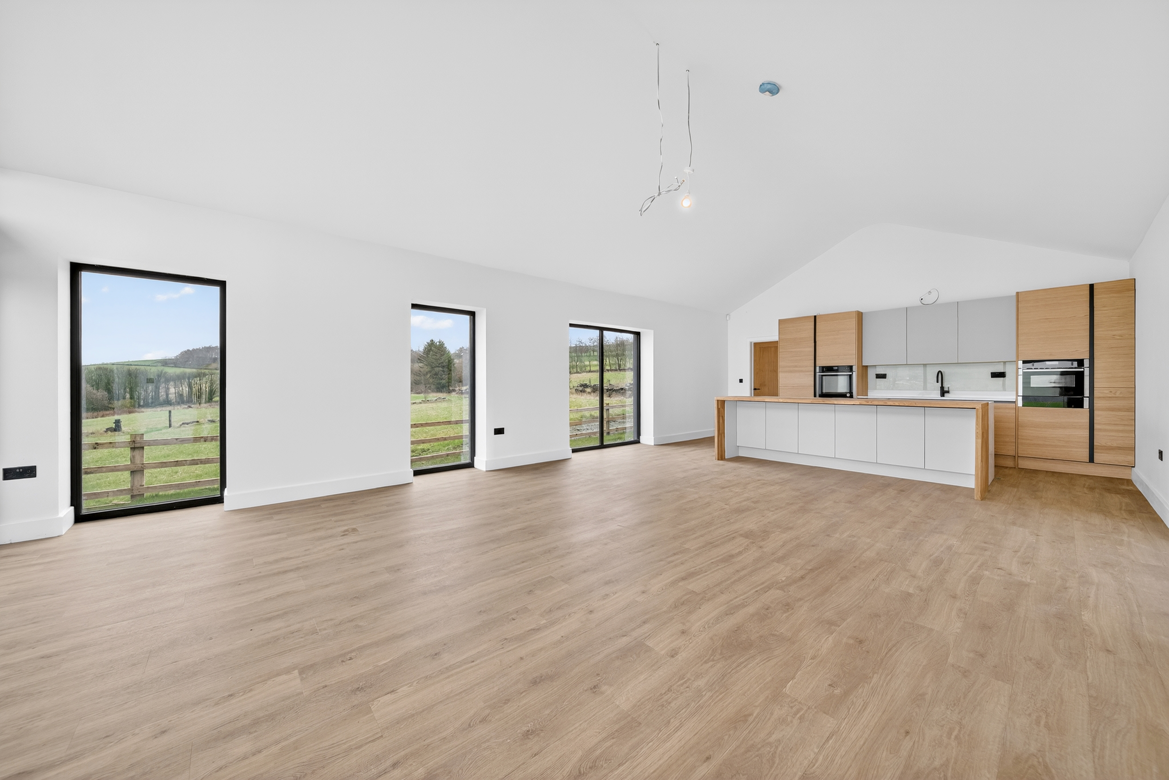Empty living room before virtual staging