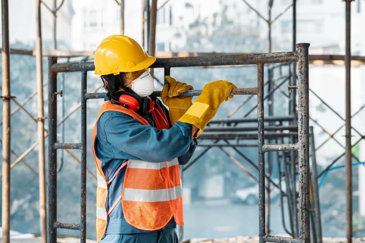Scaffolding Safety Guidelines: 10 Rules Every Worker Must Know