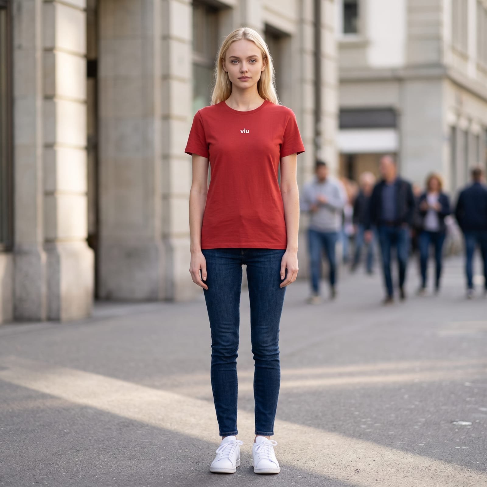 viu T-Shirt Intelligent Experiences – Rot