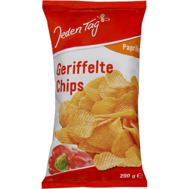 Jeden Tag Kartoffelchips geriffelt Paprika