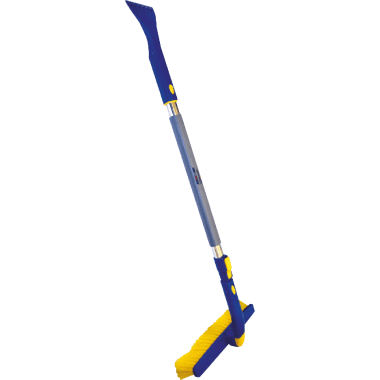 Eiskratzer mit Besen