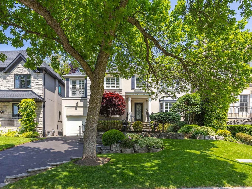 26 Forest Ridge Drive