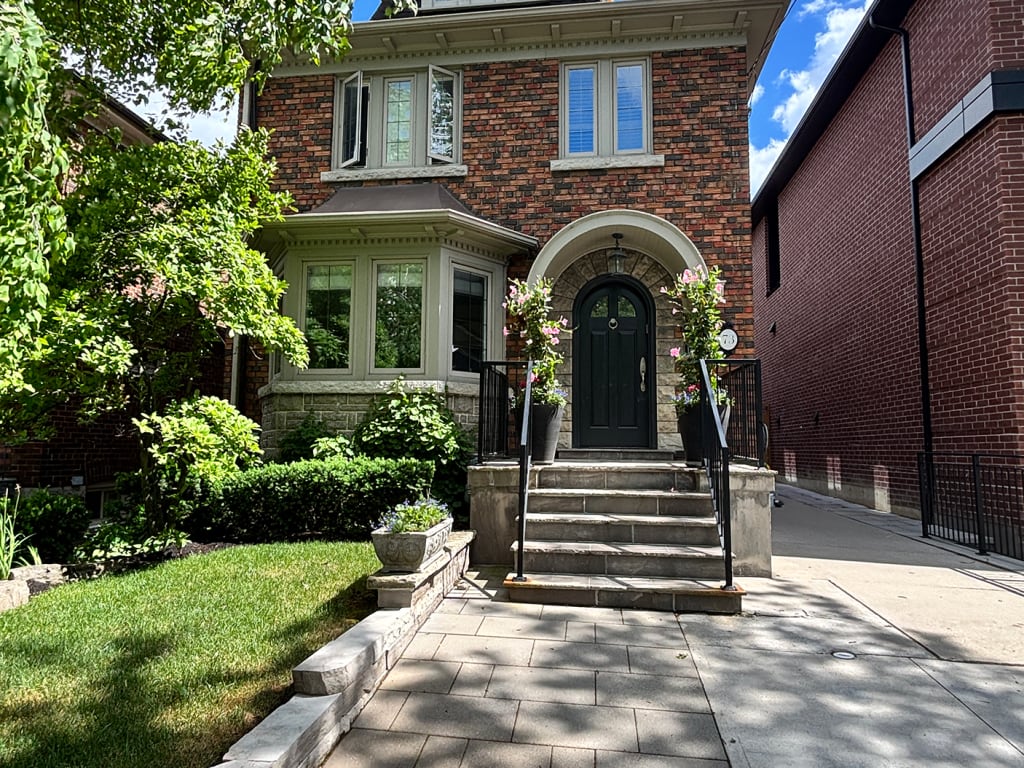73 Elwood Boulevard