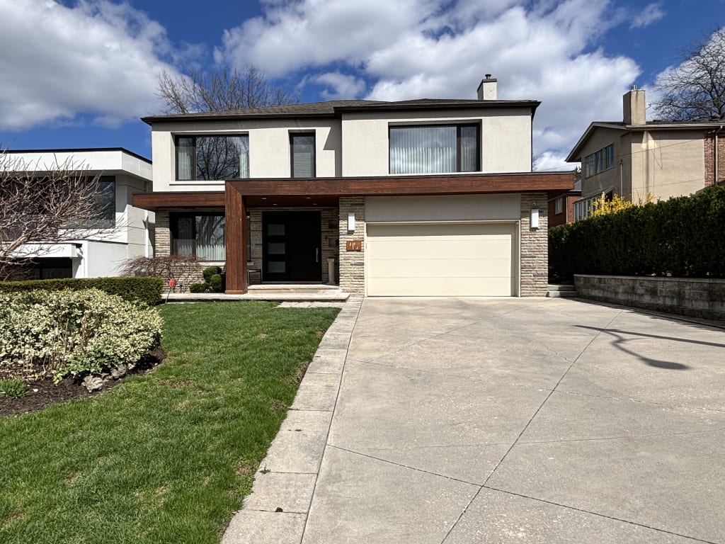Exclusive: 45 Hilltop Road