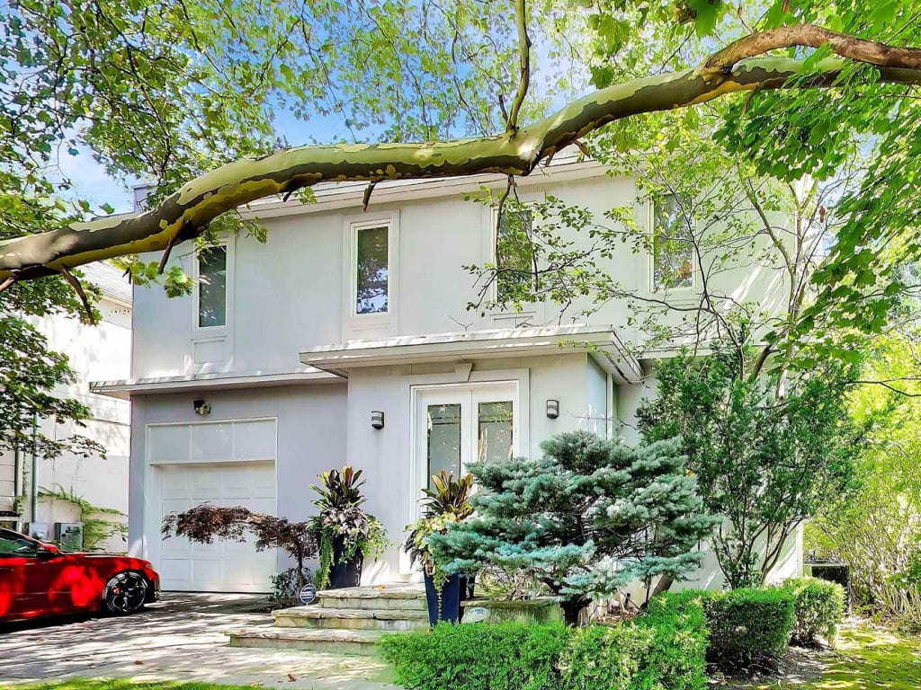 99 Bideford Ave