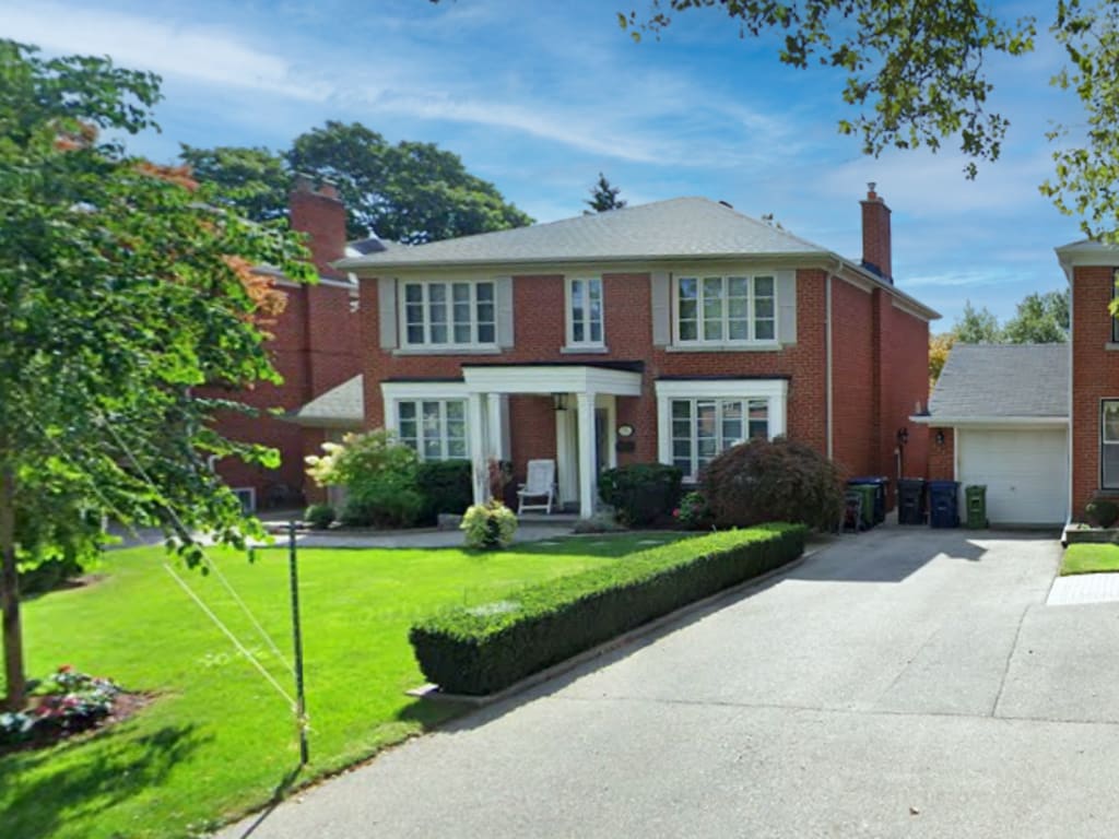 Exclusive: 733 Briar Hill Avenue