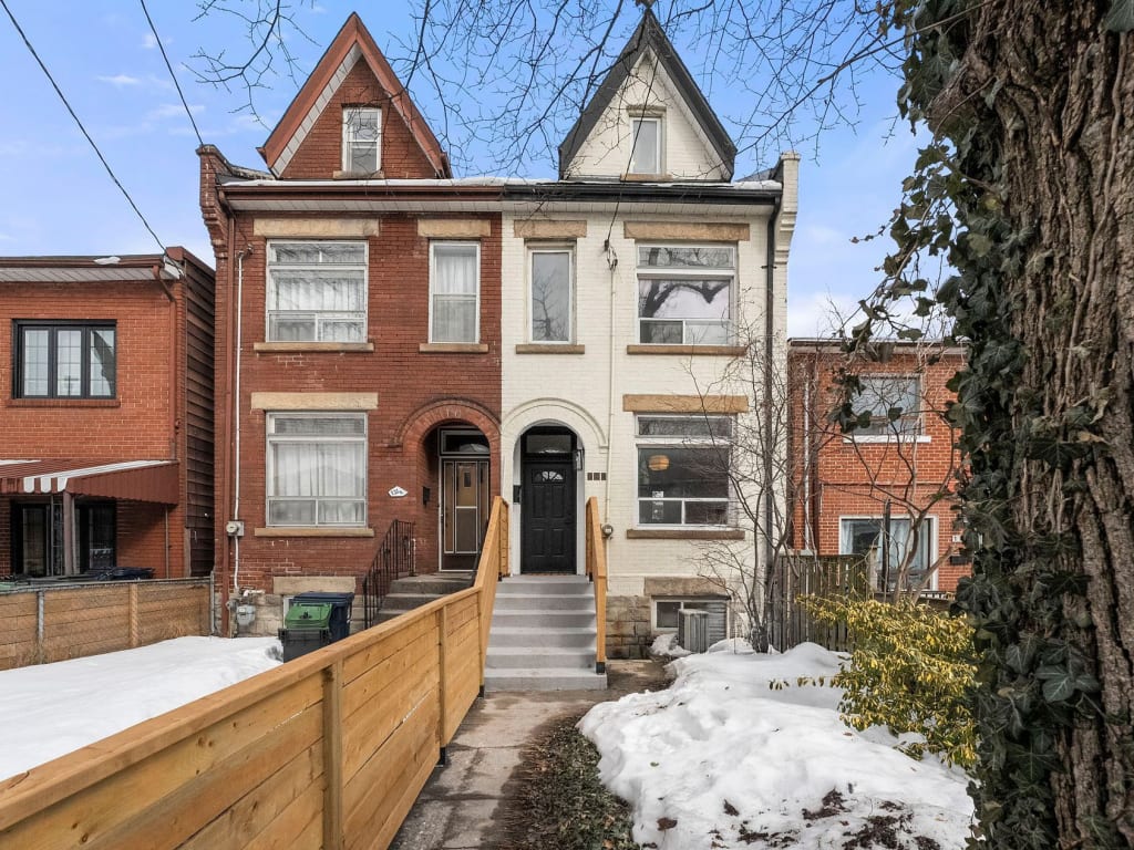 121 Palmerston Avenue