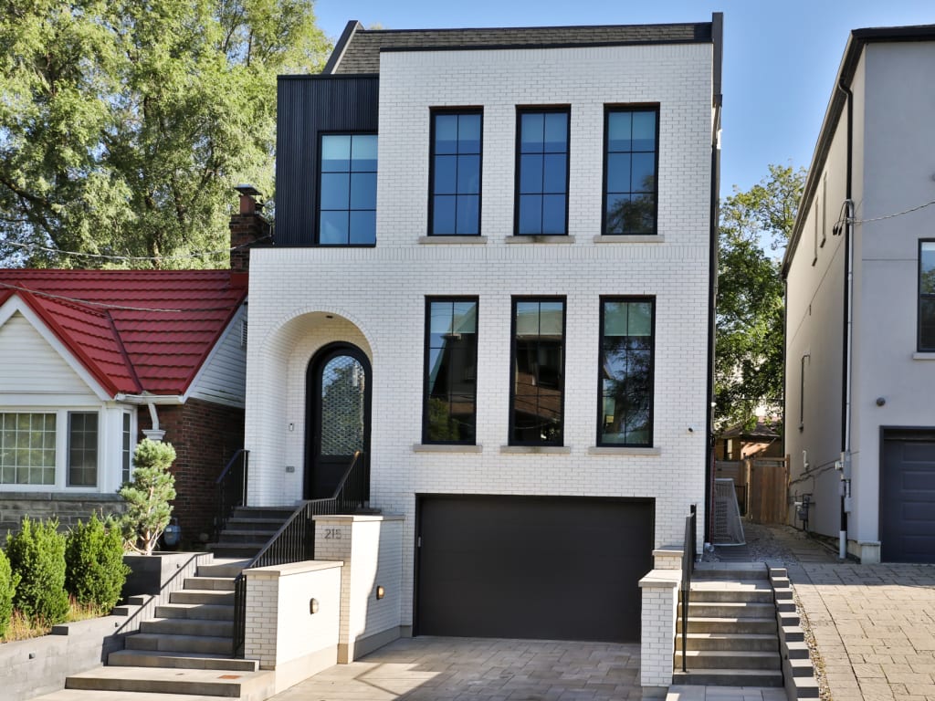 215 Ava Road