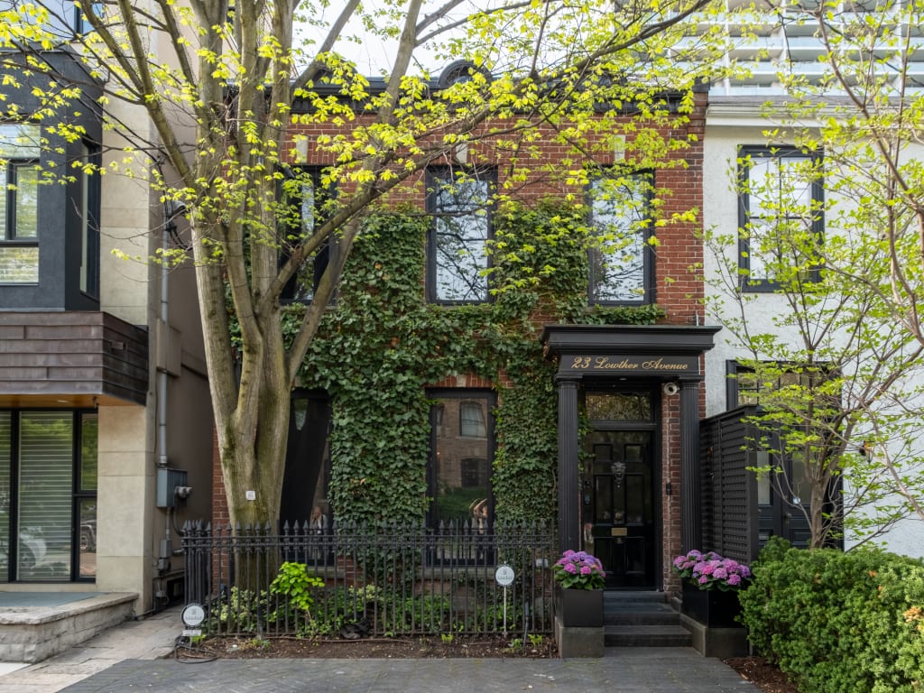 23 Lowther Avenue