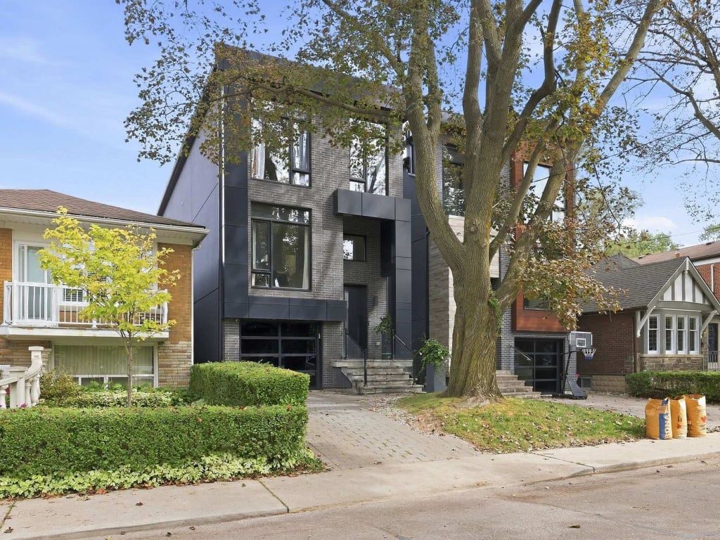 57 Roseneath Gardens
