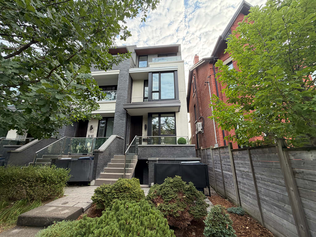 251 Roxton Road 2026