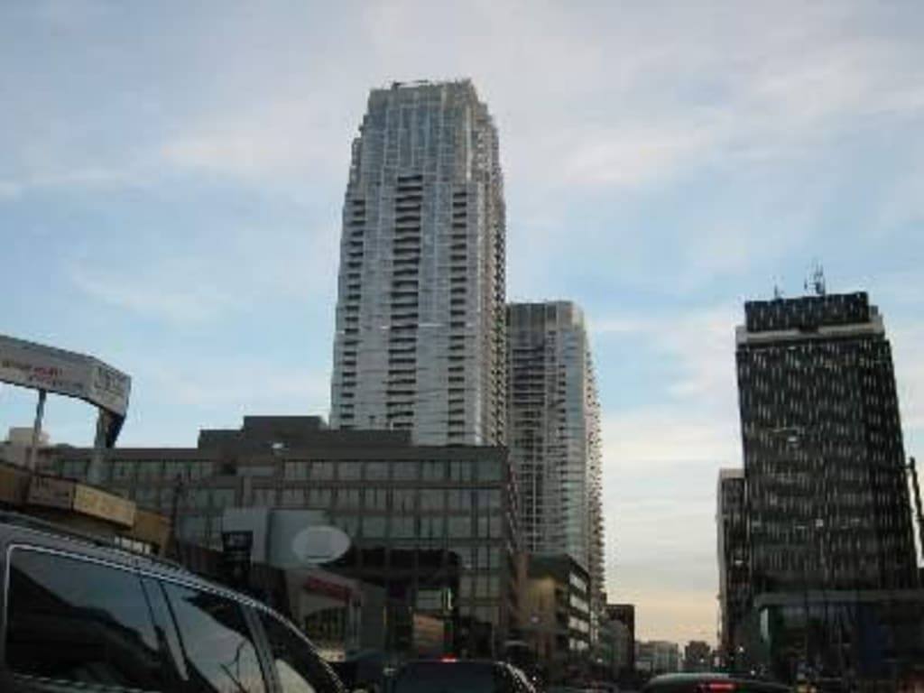 #804 - 2191 Yonge St