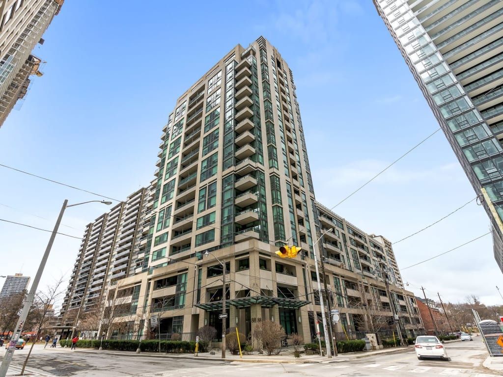 88 Broadway Avenue 1508