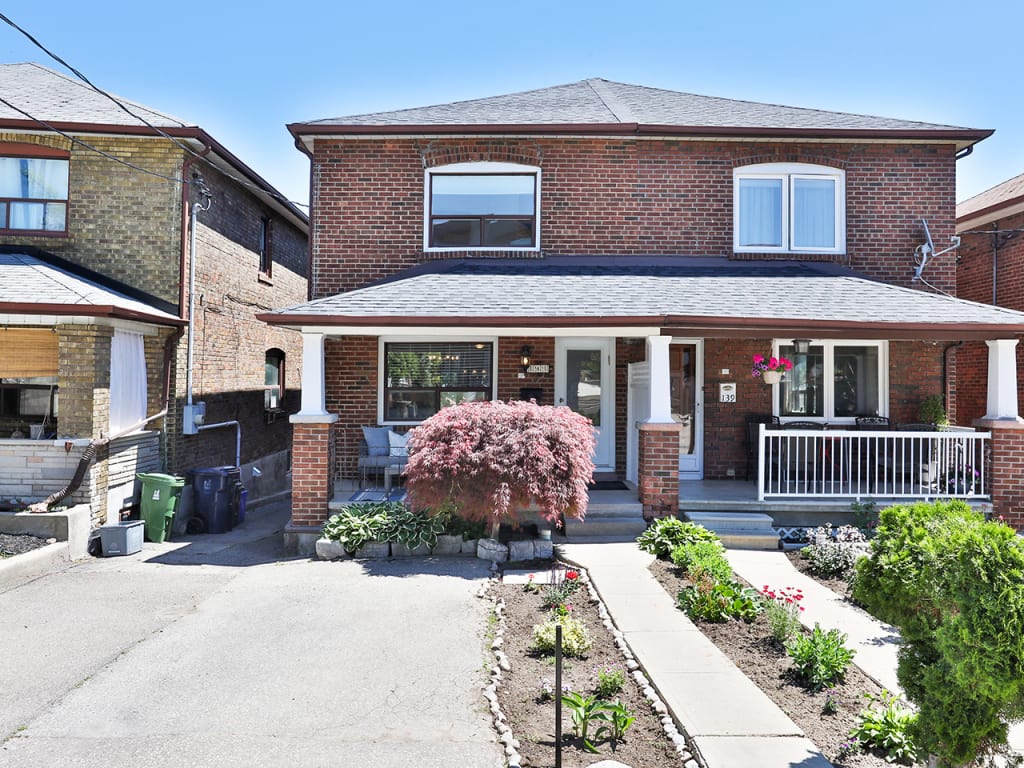 141 Robina Avenue