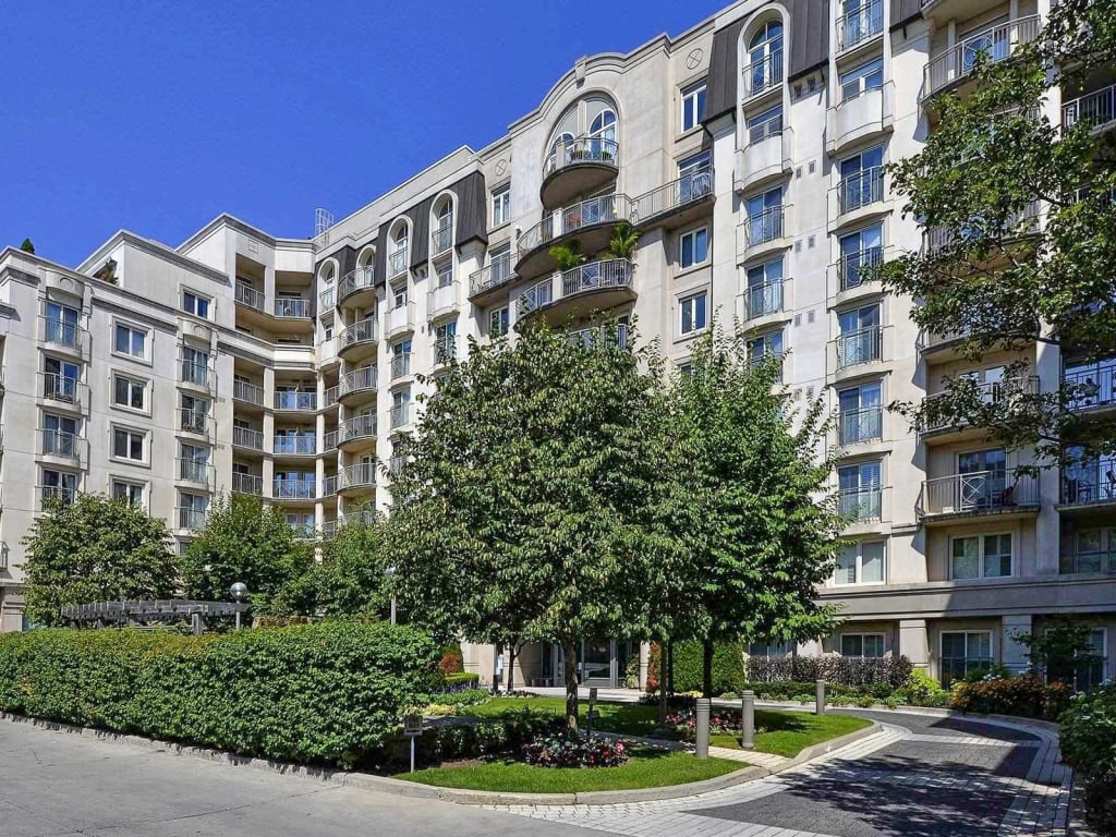 #413 - 1 Balmoral Avenue