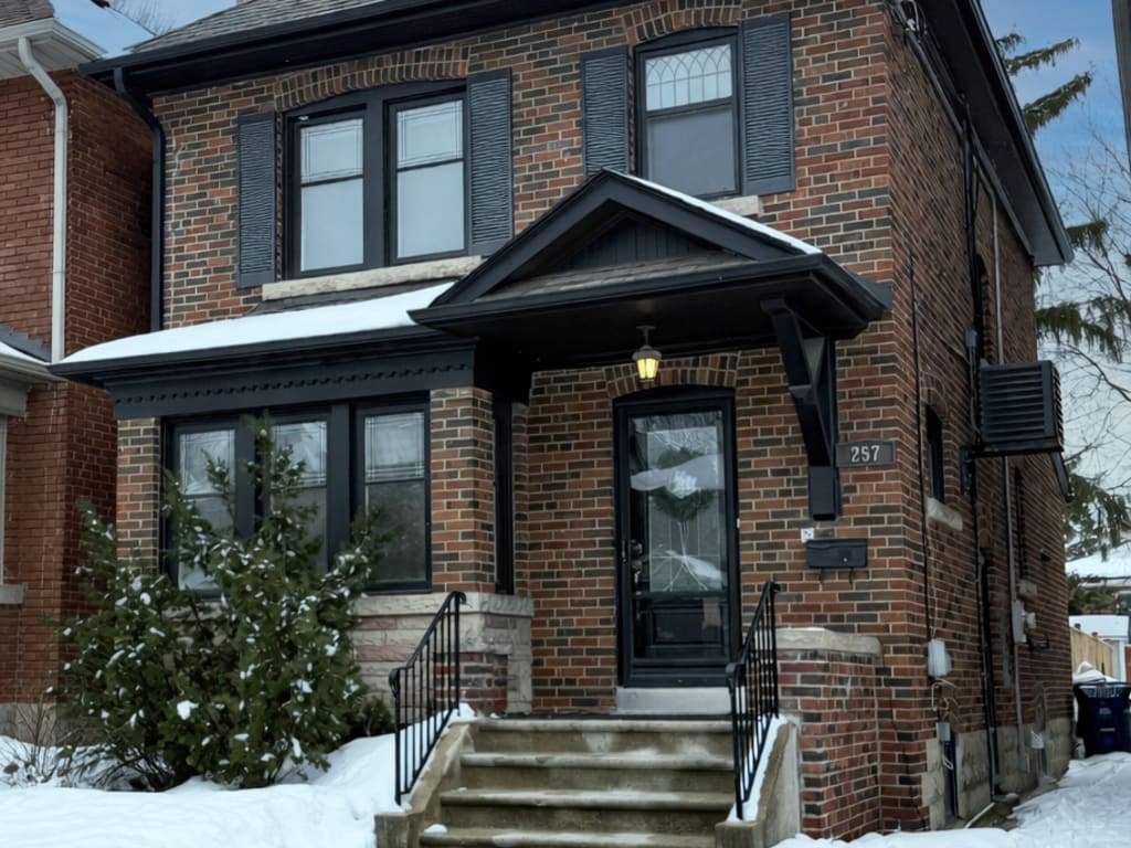 Exclusive: 257 Old Orchard Grove