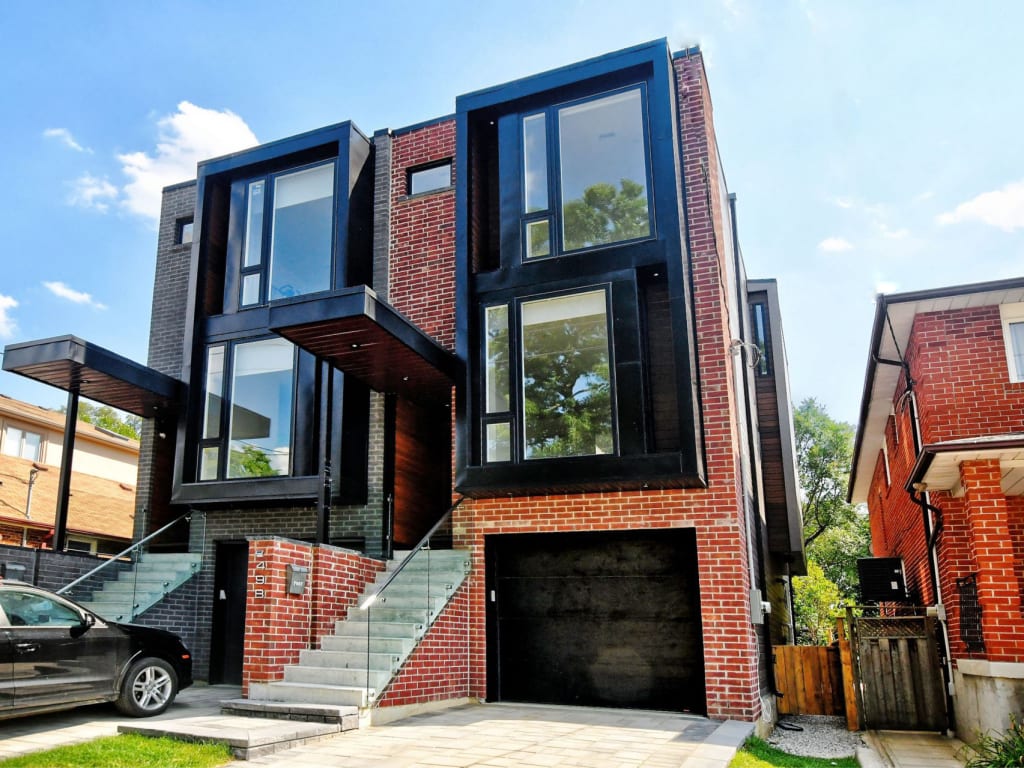 49B East Drive