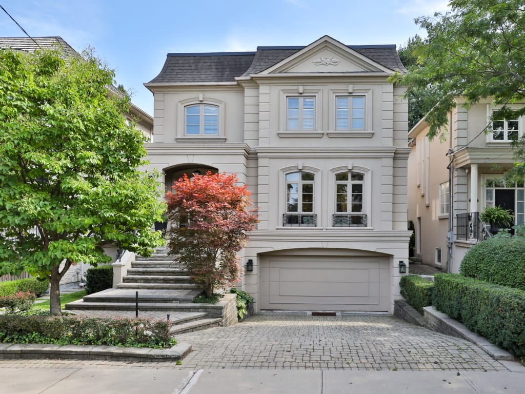523 Fairlawn Avenue