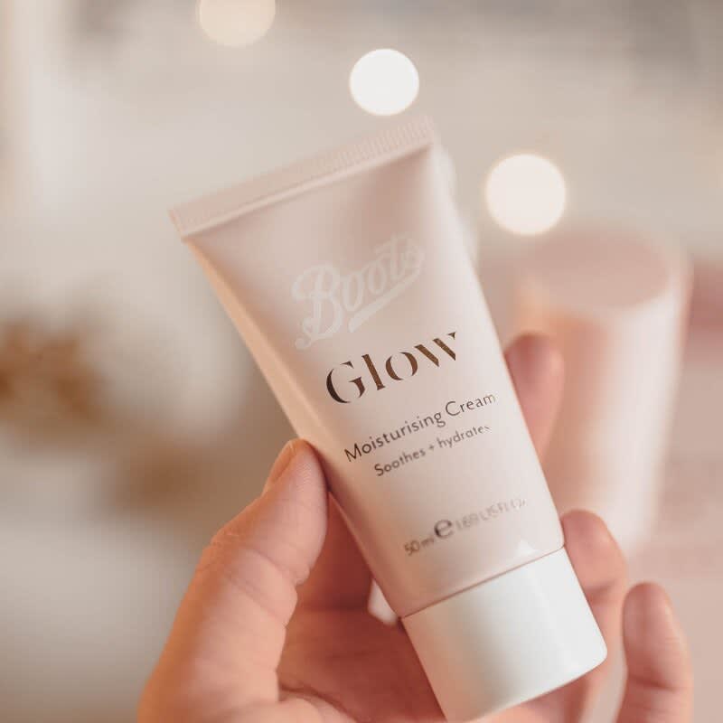 Boots Glow Moisturising Cream 50ml