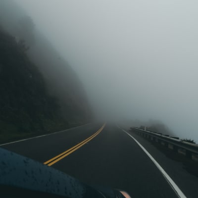 Consejos para Manejar con Neblina