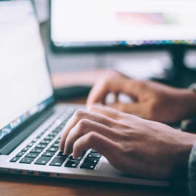 ¿Qué son los seguros online y cómo funcionan?