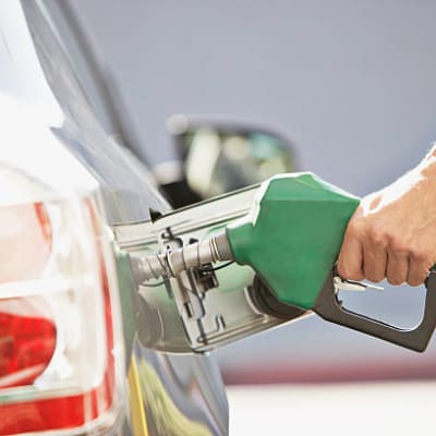 Cómo ahorrar combustible en Chile con autos económicos