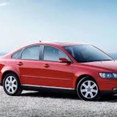 VOLVO S40