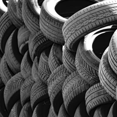  Cambiar los neumáticos de tu auto: Guía completa para una elección segura