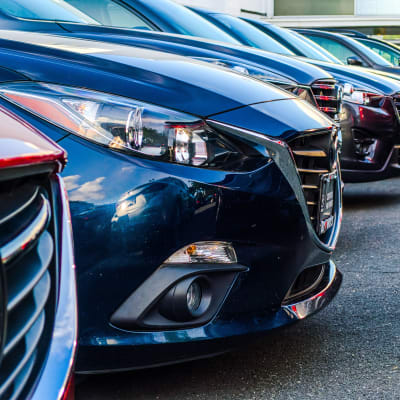 Factores a considerar antes de comprar un auto.