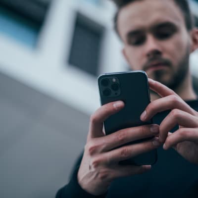 ¿Cómo asegurar tu celular?