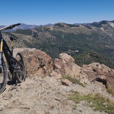 Consejos para elegir tu primera bicicleta de enduro