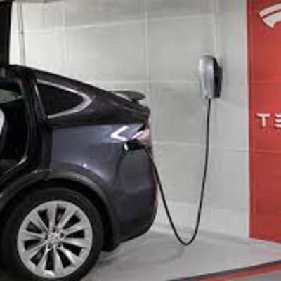 ¡Tesla finalmente llega a Chile!