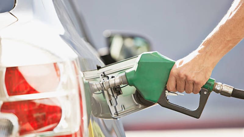 Cómo ahorrar combustible en Chile con autos económicos