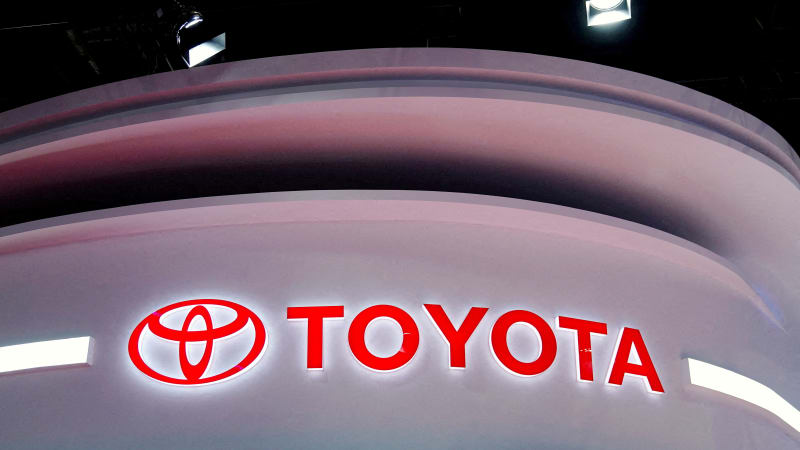  Toyota conquista el podio: La marca de autos más vendida en Chile durante 2023