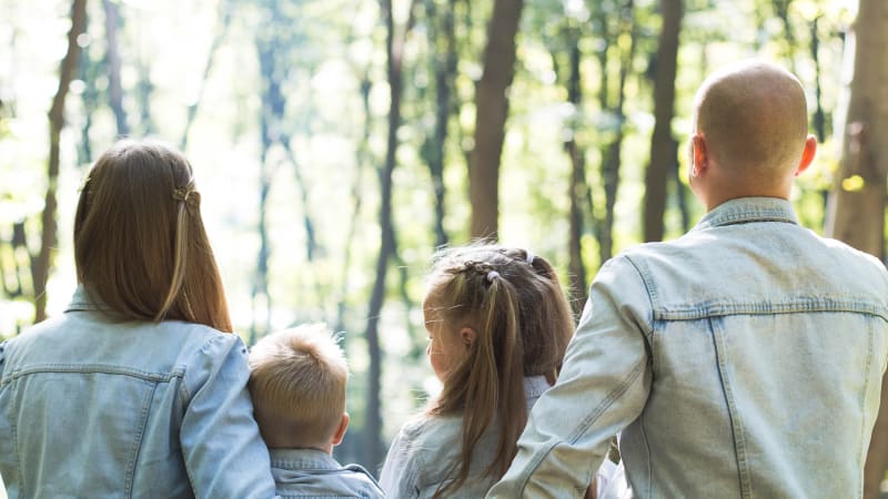 Viajando con Niños: Consejos para una Experiencia Segura