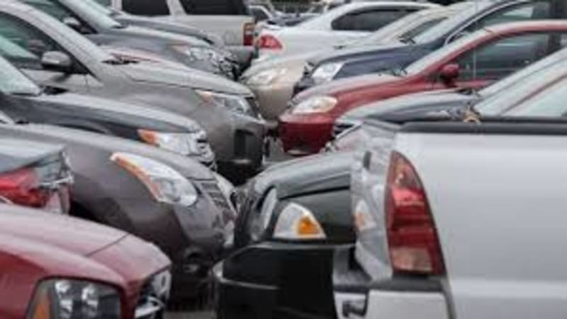 ¡Cuidado con las trampas! Fallas típicas al comprar un auto usado en Chile