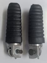 Buy FRONT FOOTREST ASSEMBLY GIXXER ZADON on 15.00 % discount