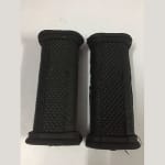 Buy FRONT FOOTREST RUBBER YEZDI ROADKING ZADON on 15.00 % discount